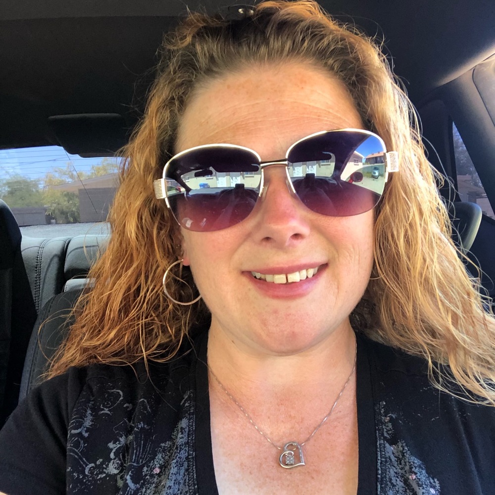 Meet your Posher, Mandy